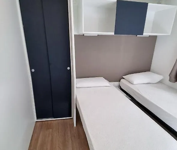 Campingplads La Rocca Manerba del Garda