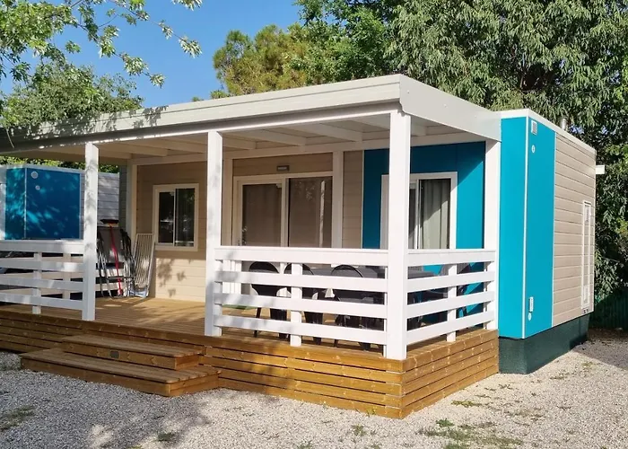 La Rocca Camping 4*