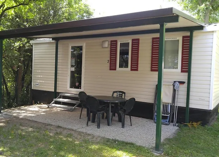Camping La Rocca 4*