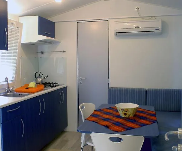 La Rocca Camping 4*